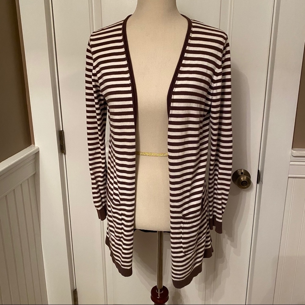 WORTH SWEATER CARDIGAN BROWN WHITE STRIPE LONG SLEEVE POCKETS Size M MEDIUM